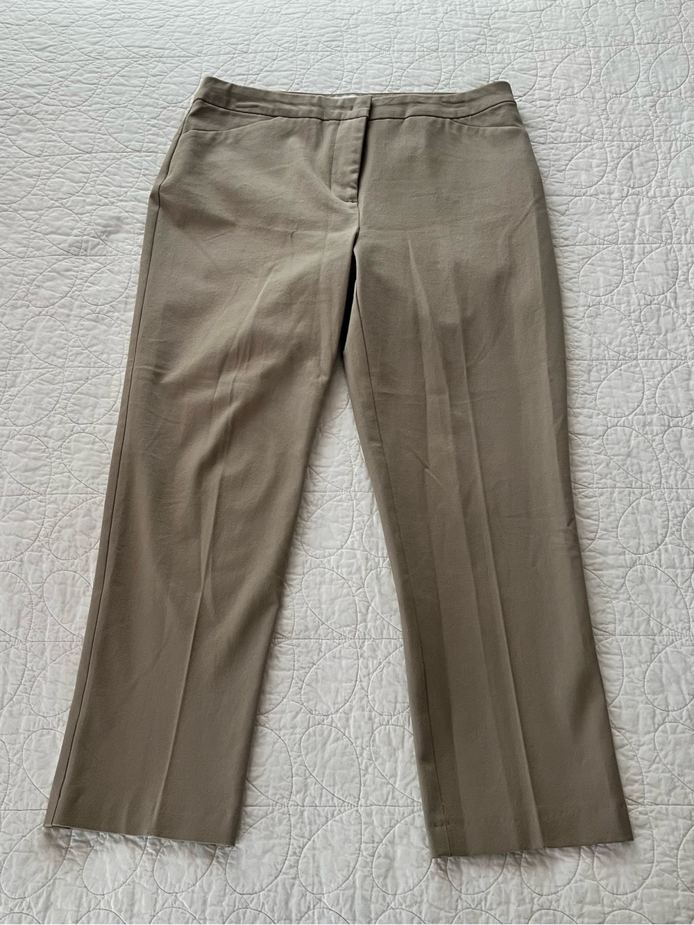 Chico's Khaki So Slimming Ankle Pants Cabincore Normcore Classic